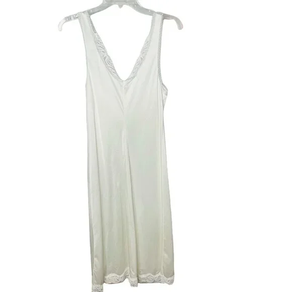 Vintage Van Raalte Full Dress Slip Sz S White Nylon Lace Trim Lingerie